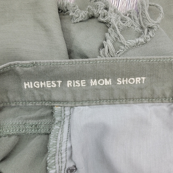 American Eagle Highest Rise Mom Short Distressed Green - Picture 7 of 8